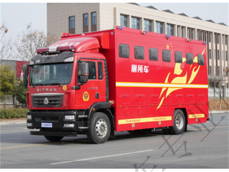 重汽汕德卡厕所车